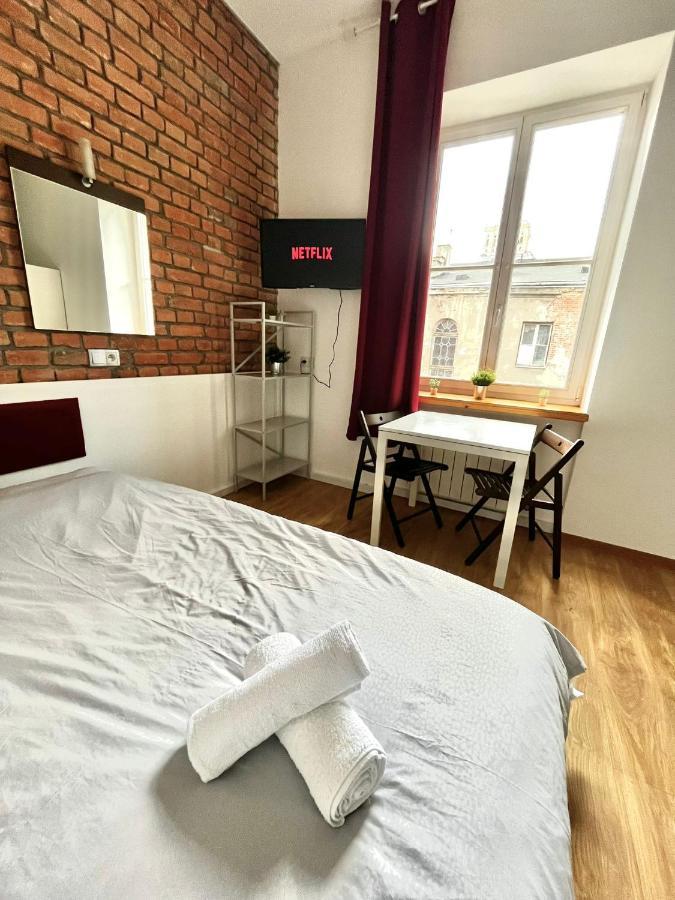 Bezagenta Rooms Centrum Warsawa Bagian luar foto