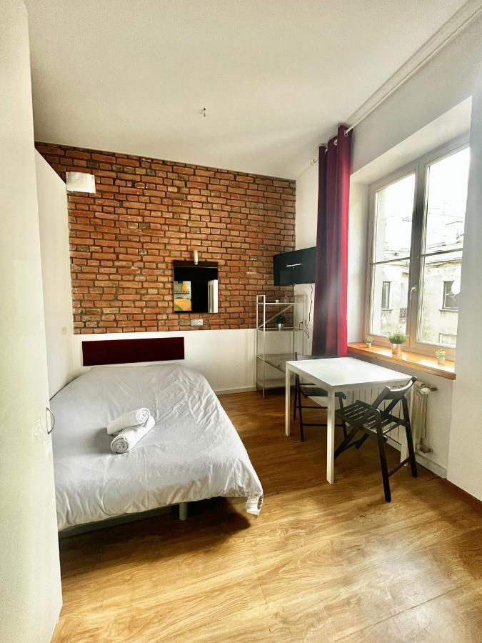 Bezagenta Rooms Centrum Warsawa Bagian luar foto