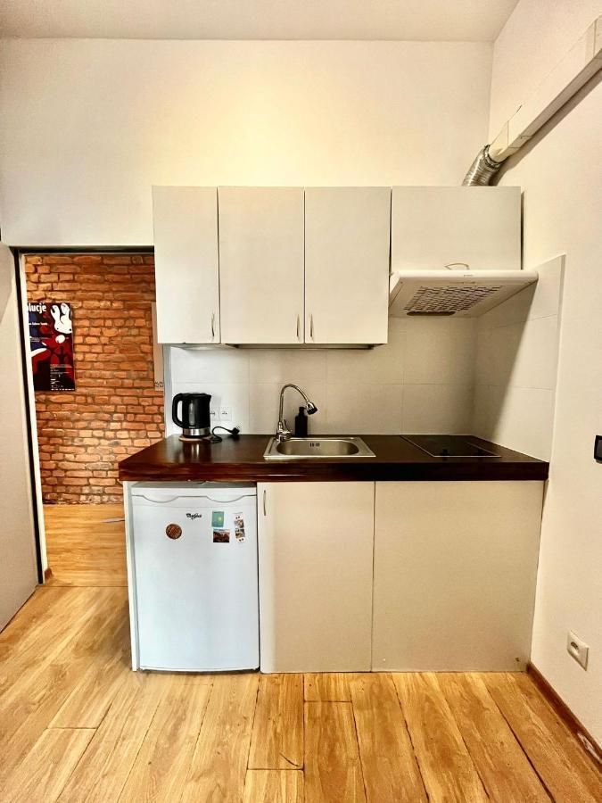 Bezagenta Rooms Centrum Warsawa Bagian luar foto